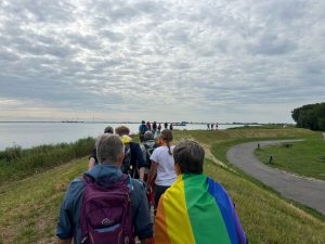 Lees meer over het artikel Pride Pelgrimage: een wandeling vol verbinding